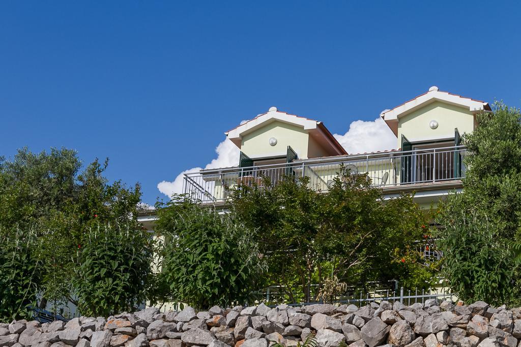 Apartments Vukelic Klenovica Exterior photo