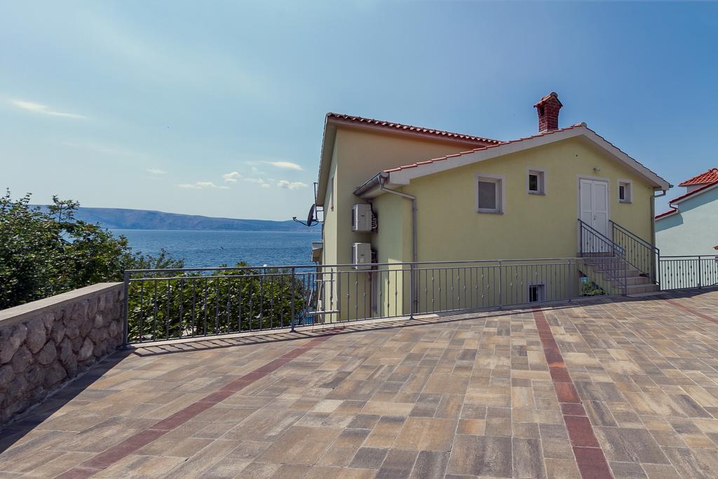 Apartments Vukelic Klenovica Exterior photo